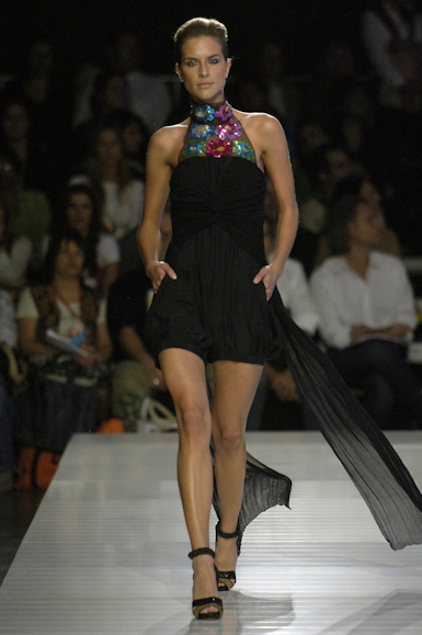 desfile-iodice-saopauloverao2007rtw-152