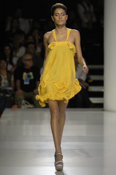 desfile-iodice-saopauloverao2007rtw-157