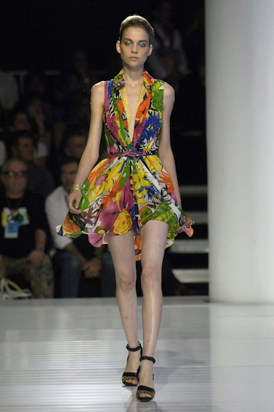 desfile-iodice-saopauloverao2007rtw-162