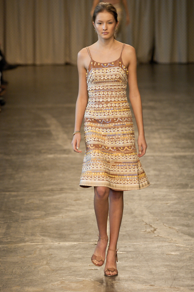 desfiles-isabelacapeto-saopauloverao2007rtw-125