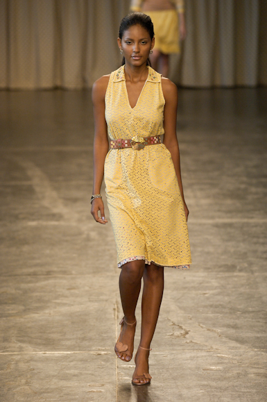 desfiles-isabelacapeto-saopauloverao2007rtw-129