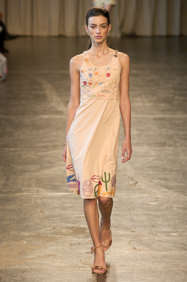 desfiles-isabelacapeto-saopauloverao2007rtw-133