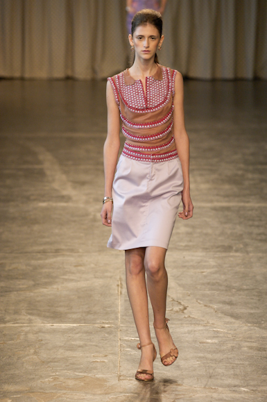 desfiles-isabelacapeto-saopauloverao2007rtw-138