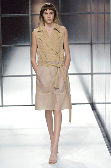 desfiles-mariabonita-saopauloverao2007rtw-134