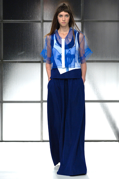 desfiles-mariabonita-saopauloverao2007rtw-158