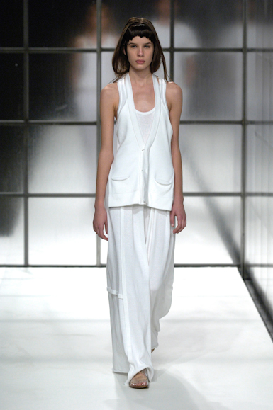 desfiles-mariabonita-saopauloverao2007rtw-160