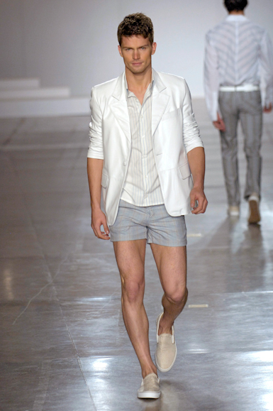desfiles-marioqueiroz-saopauloverao2007rtw-127