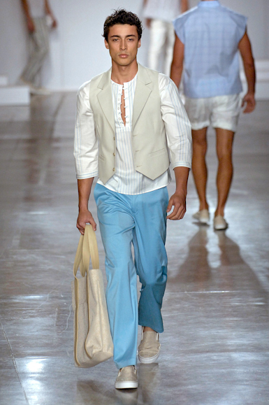 desfiles-marioqueiroz-saopauloverao2007rtw-130