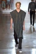 desfiles-marioqueiroz-saopauloverao2007rtw-148