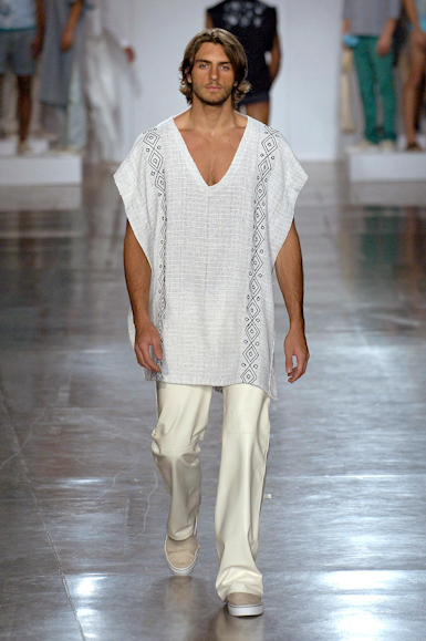 desfiles-marioqueiroz-saopauloverao2007rtw-150
