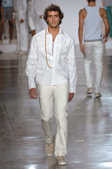 desfiles-marioqueiroz-saopauloverao2007rtw-152