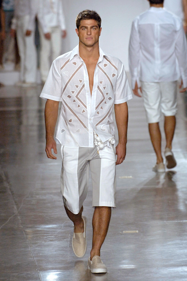 desfiles-marioqueiroz-saopauloverao2007rtw-154