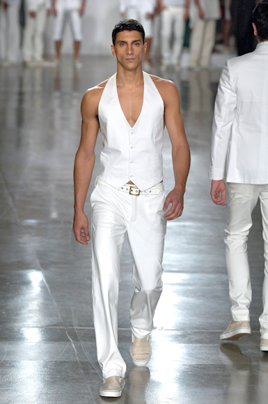 desfiles-marioqueiroz-saopauloverao2007rtw-156