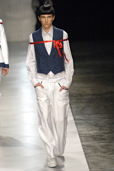 desfiles-maximeperelmuter-saopauloverao2007rtw-127