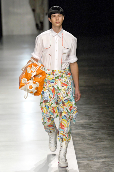 desfiles-maximeperelmuter-saopauloverao2007rtw-134