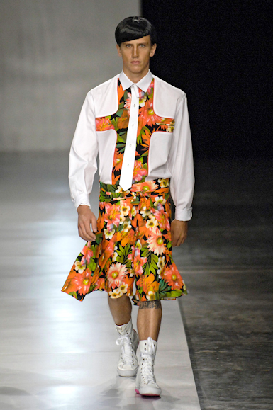 desfiles-maximeperelmuter-saopauloverao2007rtw-136