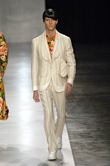 desfiles-maximeperelmuter-saopauloverao2007rtw-141