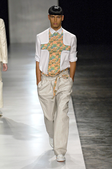 desfiles-maximeperelmuter-saopauloverao2007rtw-142
