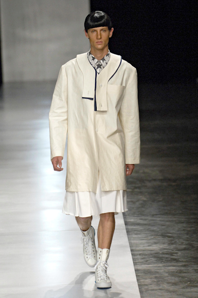 desfiles-maximeperelmuter-saopauloverao2007rtw-150