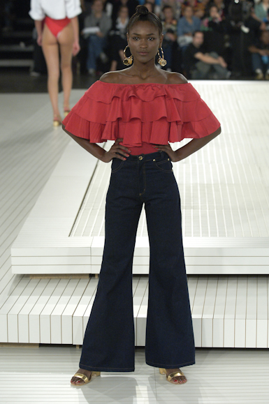 desfiles-neon-saopauloverao2007rtw-128
