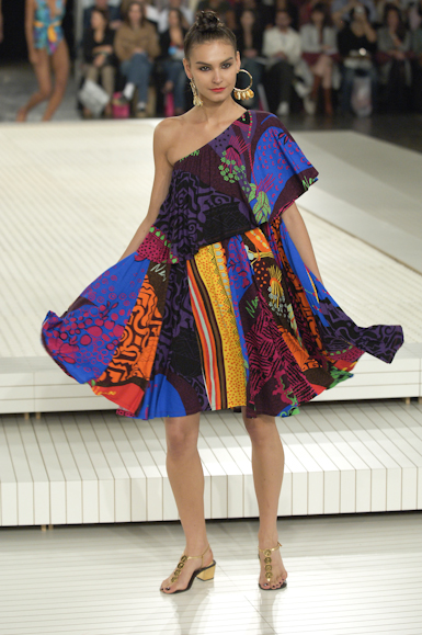 desfiles-neon-saopauloverao2007rtw-151