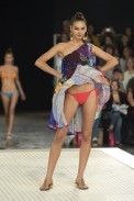 desfiles-neon-saopauloverao2007rtw-154