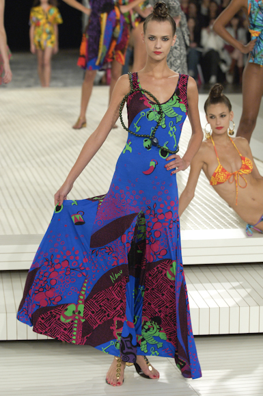 desfiles-neon-saopauloverao2007rtw-162