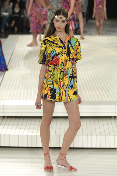 desfiles-neon-saopauloverao2007rtw-164
