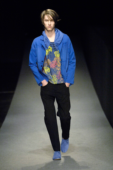 desfiles-oestudio-saopauloverao2007rtw-135
