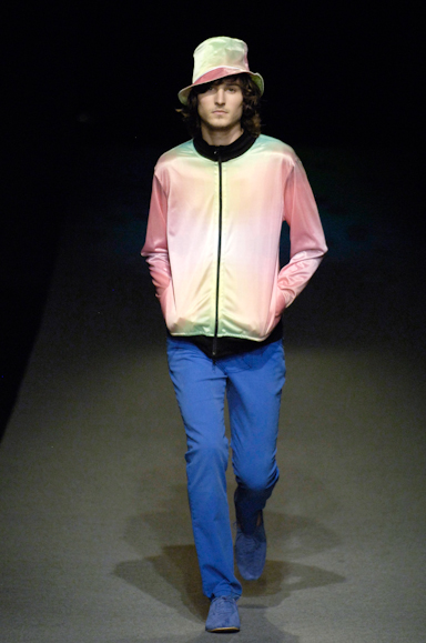 desfiles-oestudio-saopauloverao2007rtw-138