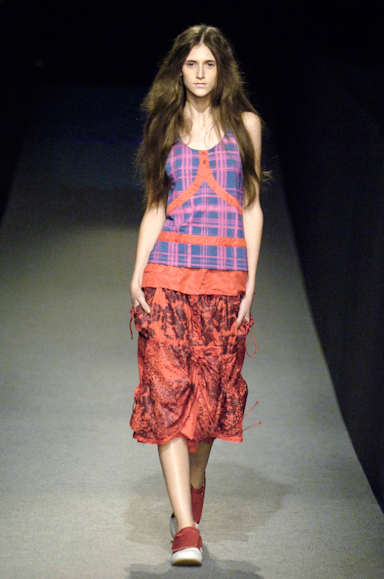 desfiles-oestudio-saopauloverao2007rtw-147