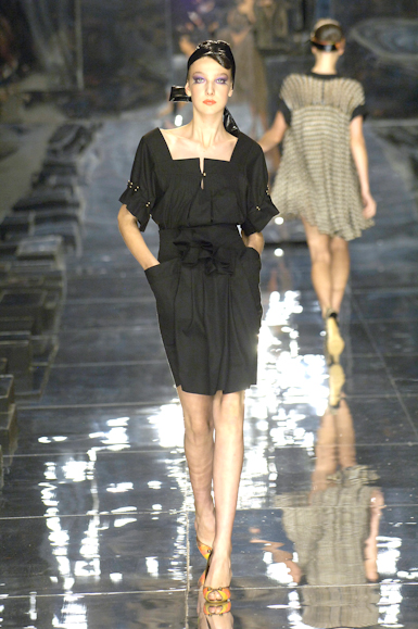 desfile-andrelima-saopauloverao2007rtw-120
