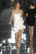desfile-andrelima-saopauloverao2007rtw-121