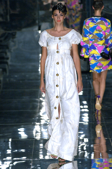desfile-andrelima-saopauloverao2007rtw-124