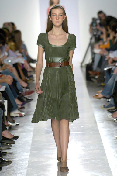 desfiles-patriciavieira-saopauloverao2007rtw-136