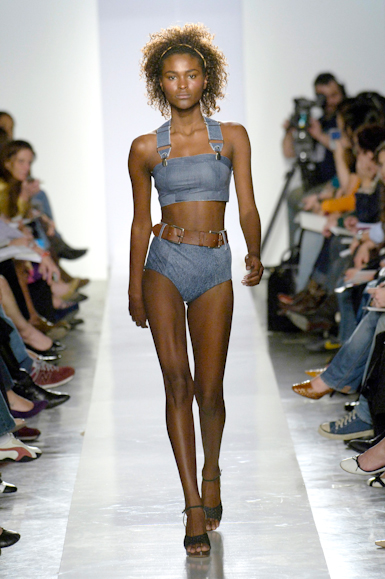 desfiles-patriciavieira-saopauloverao2007rtw-141