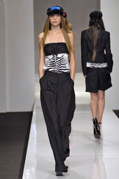 desfiles-reinaldolourenco-saopauloverao2007rtw-134