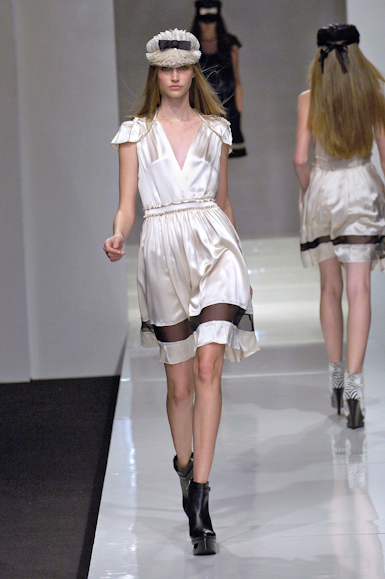 desfiles-reinaldolourenco-saopauloverao2007rtw-145