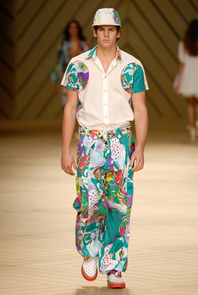 desfiles-redley-rioverao2007rtw-112