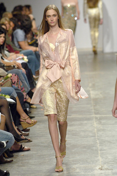 desfile-fausehaten-saopauloverao2007rtw-110