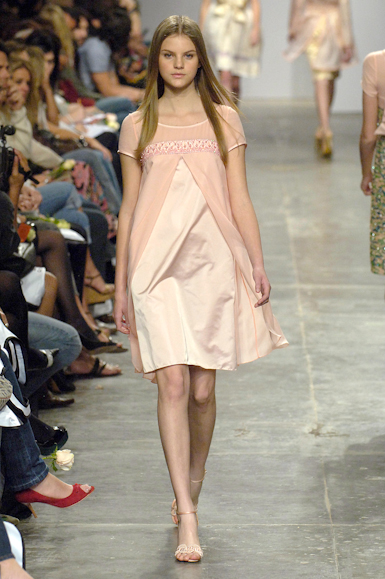 desfile-fausehaten-saopauloverao2007rtw-112