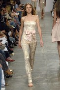 desfile-fausehaten-saopauloverao2007rtw-120
