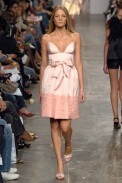 desfile-fausehaten-saopauloverao2007rtw-123