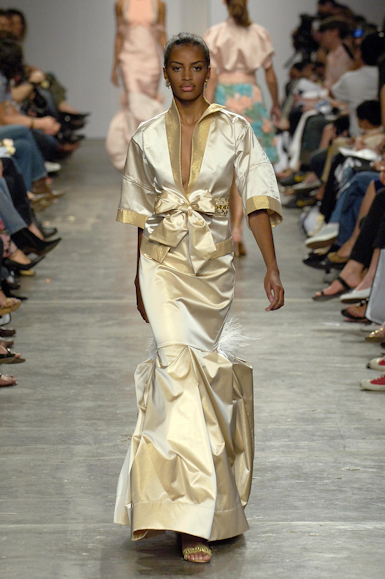 desfile-fausehaten-saopauloverao2007rtw-126