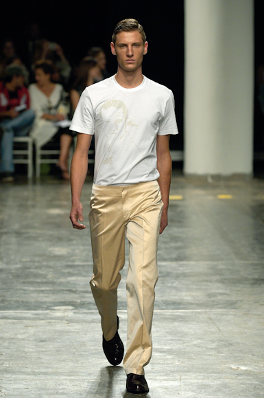 desfile-fausehatenmen-saopauloverao2007rtw-103