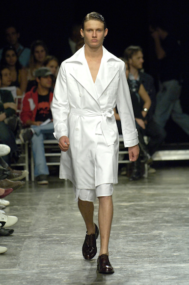 desfile-fausehatenmen-saopauloverao2007rtw-105