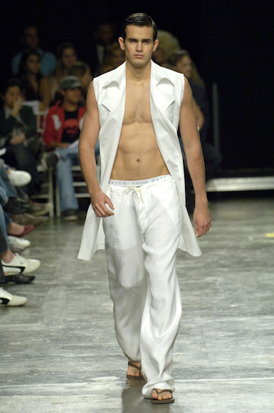 desfile-fausehatenmen-saopauloverao2007rtw-106