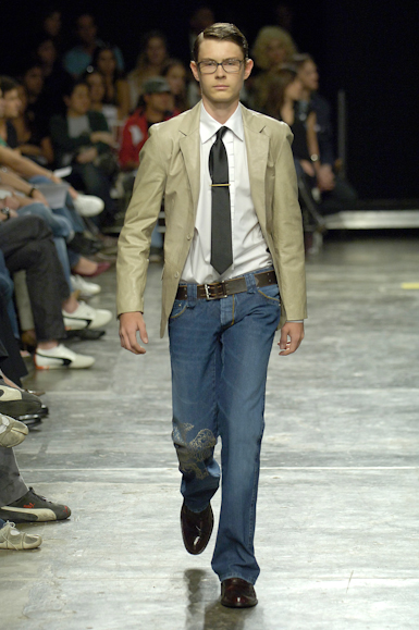 desfile-fausehatenmen-saopauloverao2007rtw-115