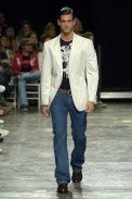 desfile-fausehatenmen-saopauloverao2007rtw-125