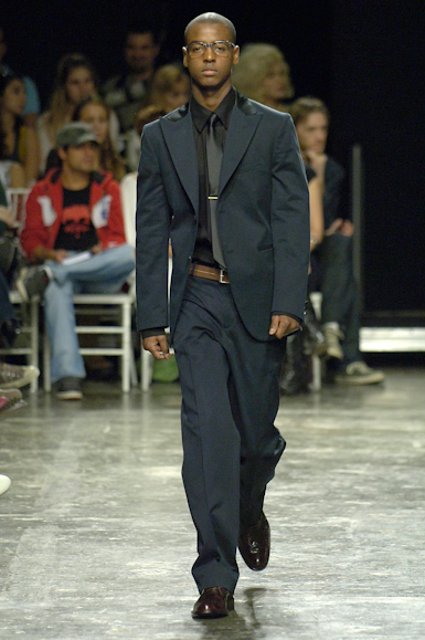 desfile-fausehatenmen-saopauloverao2007rtw-128
